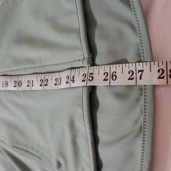 Yogalicious Lux. Pastel Sage Green Jacket; Butter Soft; Full Zip. EUC Size XS - Picture 14 of 14